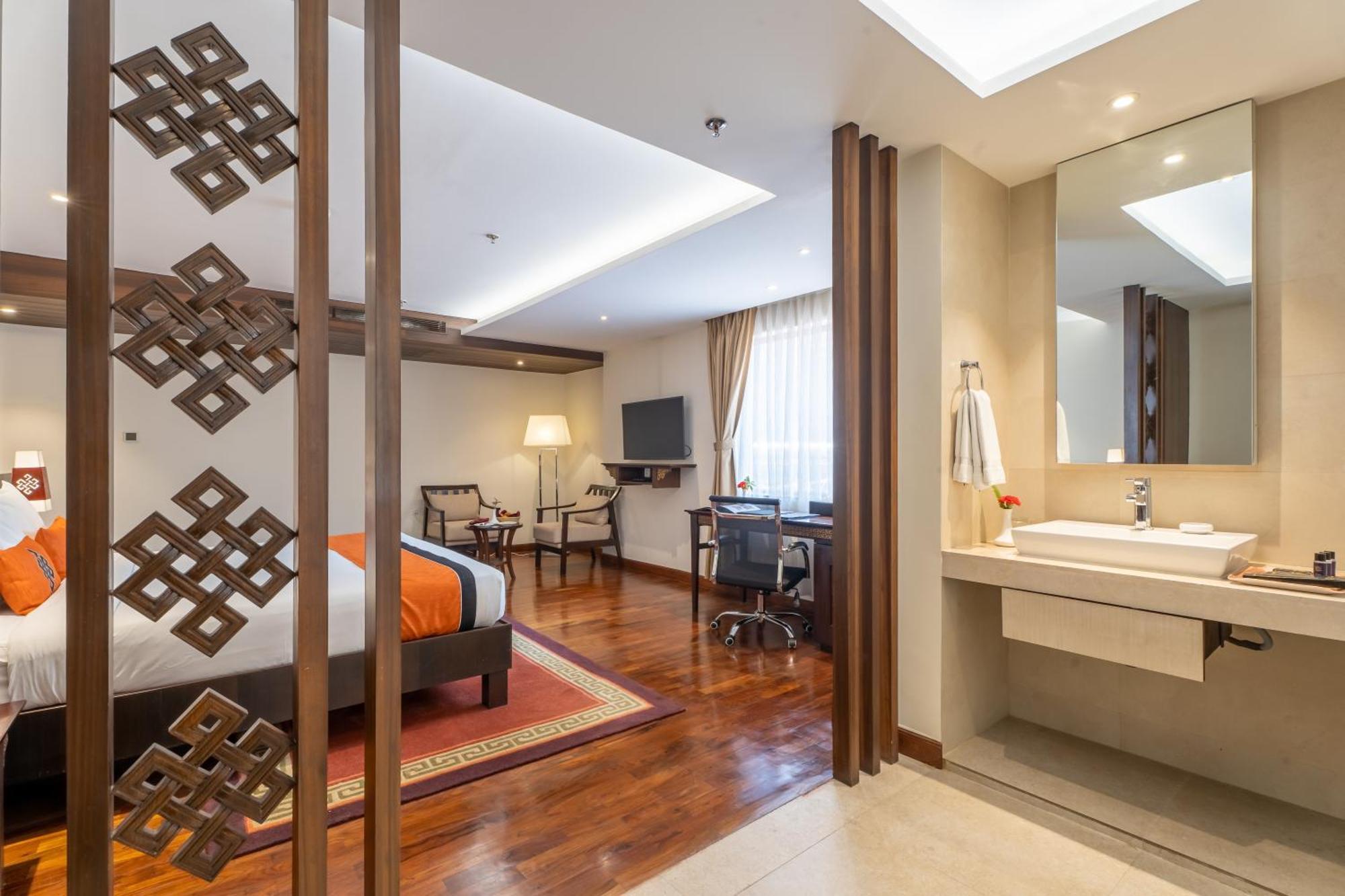 Ramada By Wyndham Kathmandu Dhumbarahi Hotel Eksteriør billede