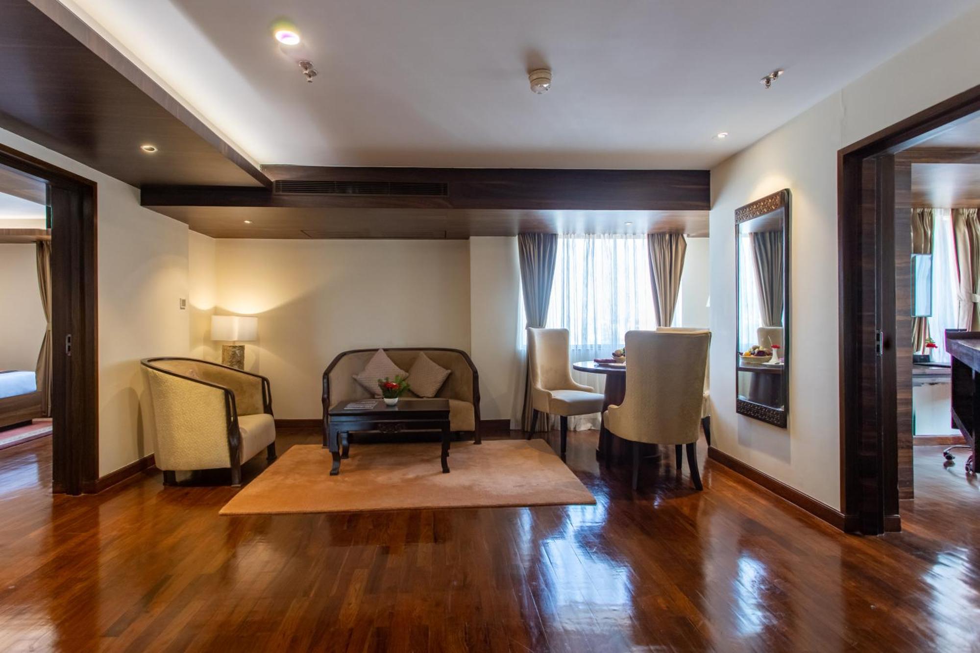 Ramada By Wyndham Kathmandu Dhumbarahi Hotel Eksteriør billede