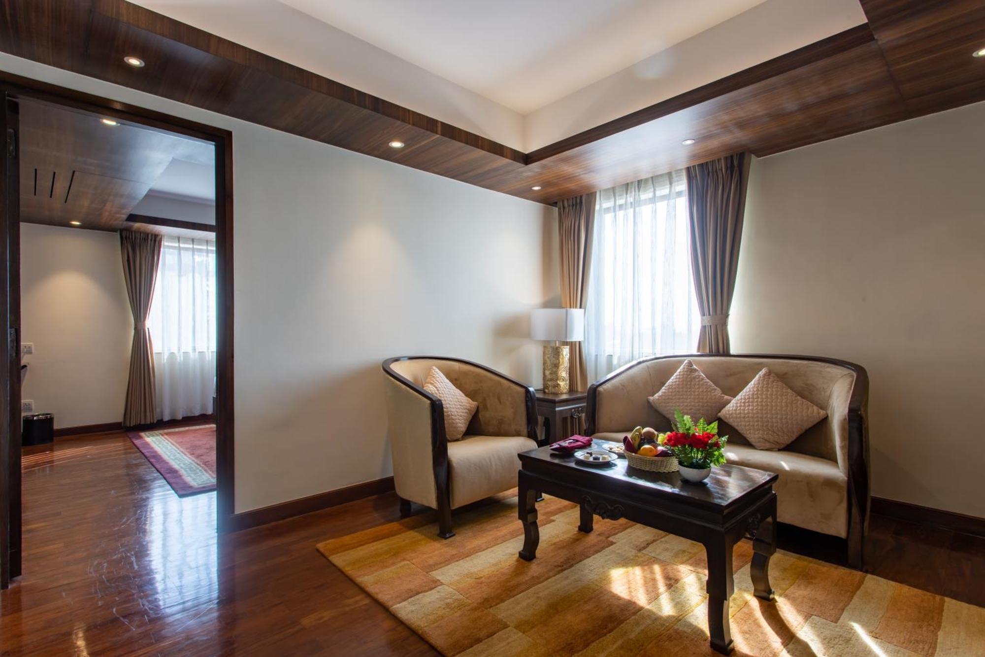 Ramada By Wyndham Kathmandu Dhumbarahi Hotel Eksteriør billede