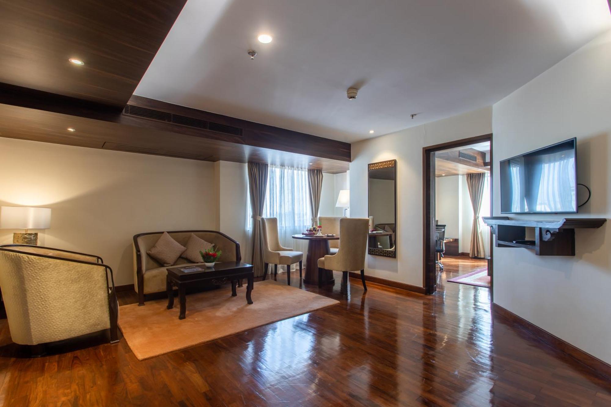 Ramada By Wyndham Kathmandu Dhumbarahi Hotel Eksteriør billede