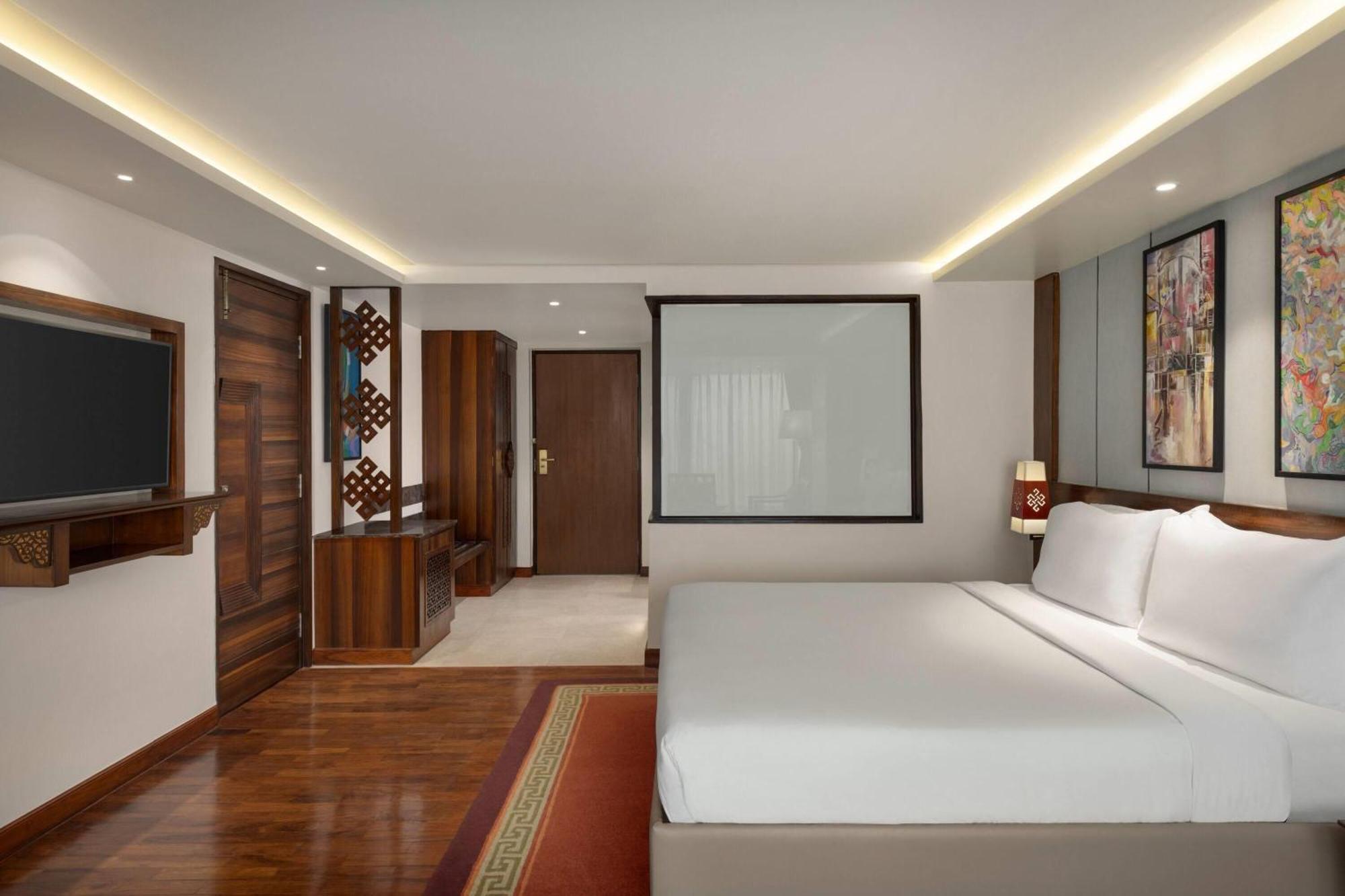 Ramada By Wyndham Kathmandu Dhumbarahi Hotel Eksteriør billede