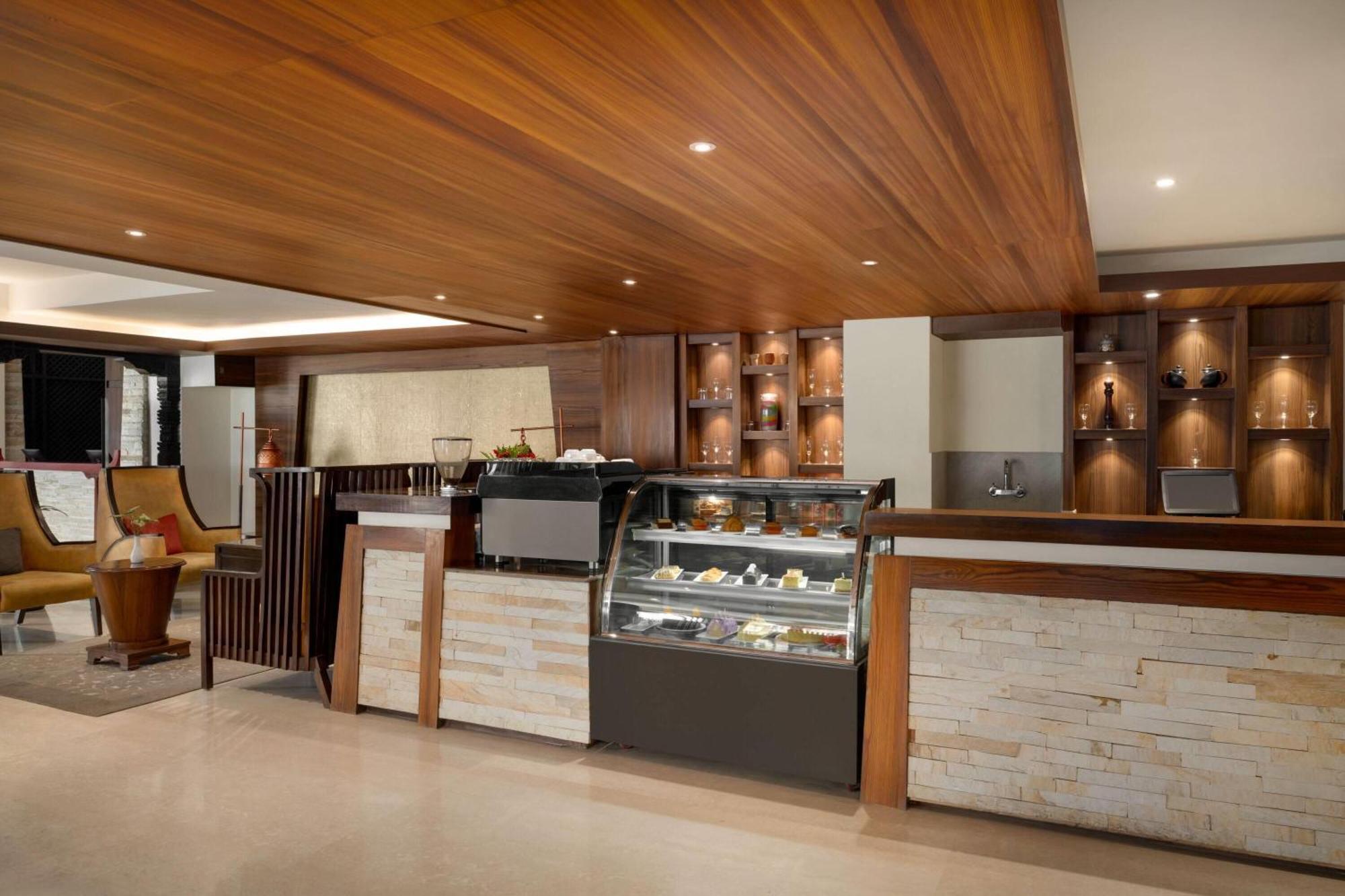 Ramada By Wyndham Kathmandu Dhumbarahi Hotel Eksteriør billede