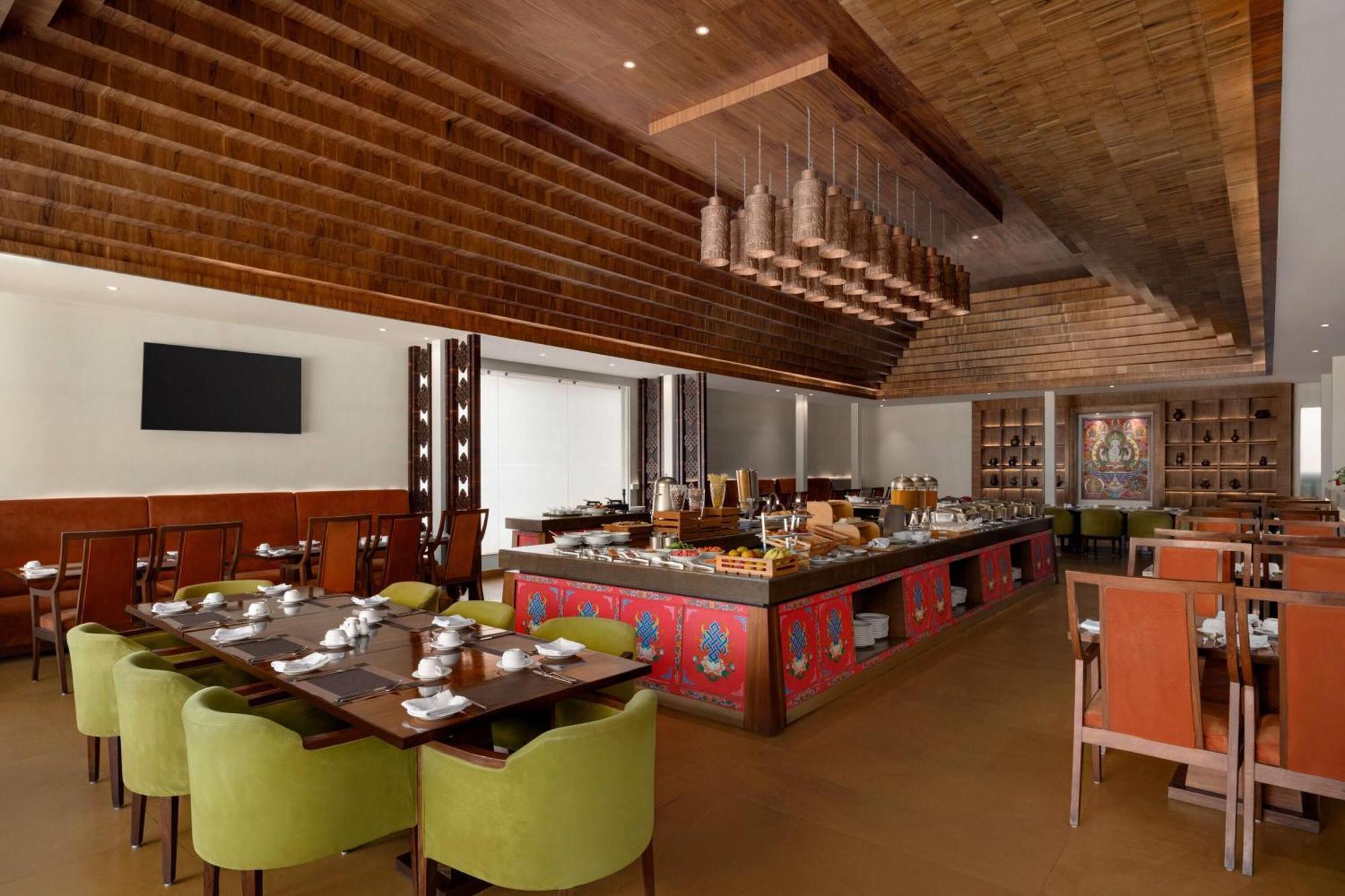 Ramada By Wyndham Kathmandu Dhumbarahi Hotel Eksteriør billede